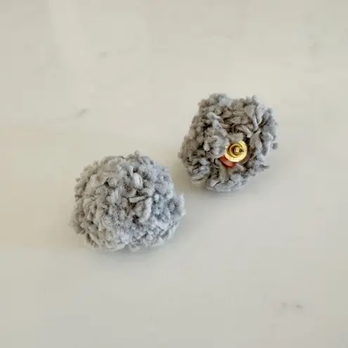 Handmade Cozy Gray Pom Pom Boho Chunky Knit Yarn Earrings, (Stud) Post Back