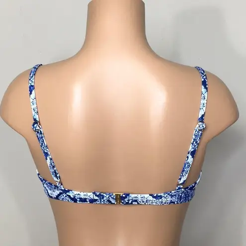 New. Lauren Ralph Lauren blue tile bikini top. New. Size 10