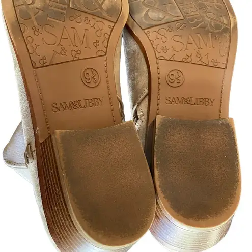 Sam & Libby  suede zip up ankle bootie size 9 1/2