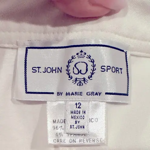 St. John Sport High Rise Flare White Stretch Goldtone Zippered Pocket Jean Pants Size 12