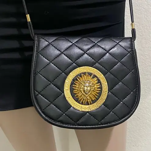 Vintage Unbranded Black Quilted Leather Medusa Sunburst Medallion Crossbody Bag