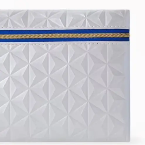 Ipsy Silver Geometric Silver Blue Makeup Bag — Brand New — March 2023 Glam Bag