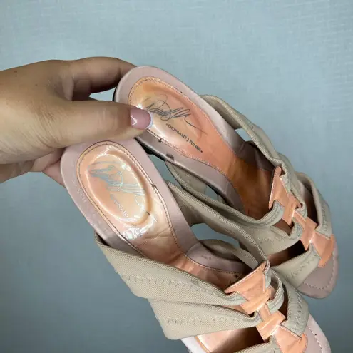 Donald J Pliner Vintage Y2K Women's Peach Beige Leather Heeled Sandals Size 10M Tan