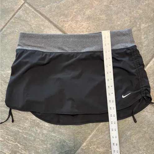 Nike  Dri Fit Women’s Black and Gray Athletic Skort  M