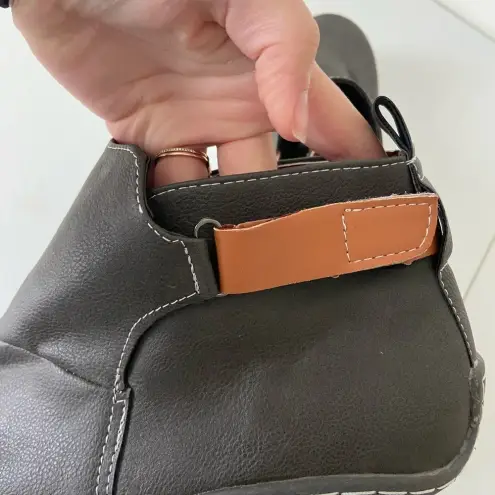 NEW | Women’s ankle Velcro strap fashion boots — size 10.5 Gray