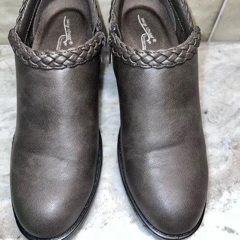 Easy Street Ry Comfort Shooties