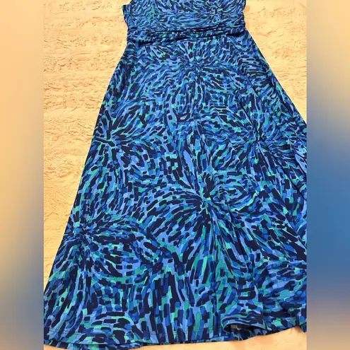 Size 10 dress • Jessica H