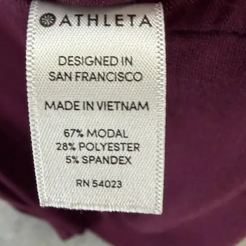 Athleta  Cloudlight Relaxed Top M Maroon Purple High Low Comfort Soft Athleisure