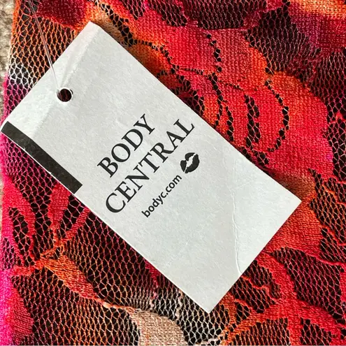 Body Central Colorful Floral Lace Mini Skirt - L