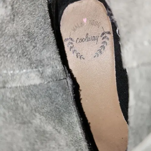 Coolway Grey Suede Fringe Ankle Boot Booties Boho Comfort Shoes Size 8