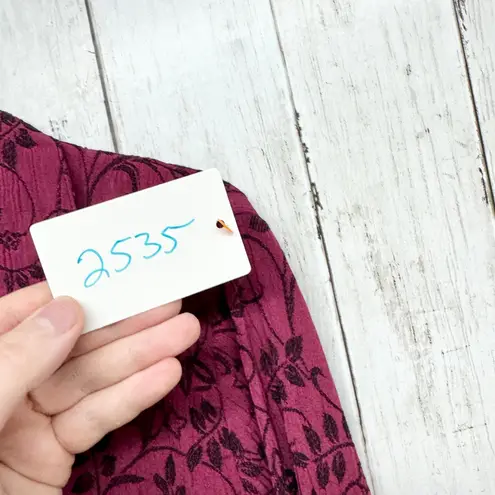 Dressbarn Shirt Women Chest 36" Red Paisley Collared Long Sleeve Button Down Size L