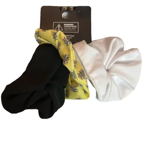 Hair Ties Scrunchies Black White Yellow Floral