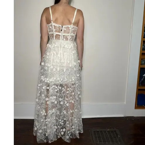 ALTAR’D STATE BRIDAL Evangeline White Floral Appliqué Corset Maxi Dress Sz L NWT Size L