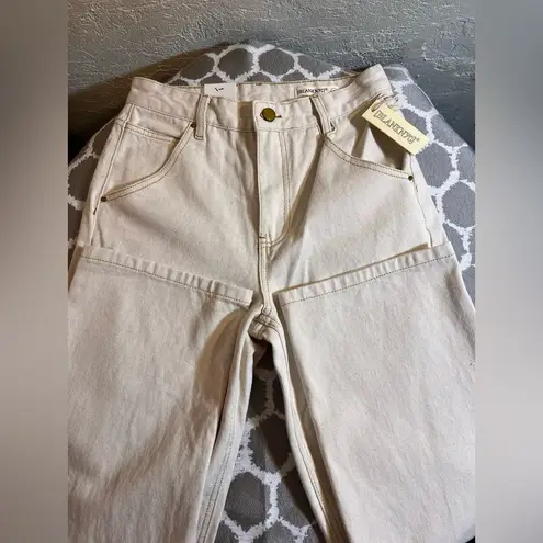 BLANK NYC  Cream High-Waisted Jeans gold thread NWT large back pockets cotton