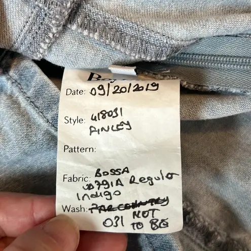 Boyish Light Wash Chambray Finley Top Size Small