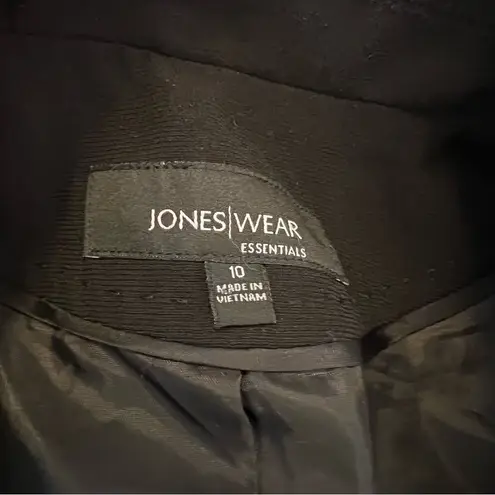 Jones Wear  Essentials Blazer Black One Button