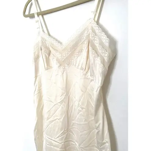 Vtg Made Nylon Full Slip Lingerie Dress Lace Ivory Nightie Sissy No Sz Tag