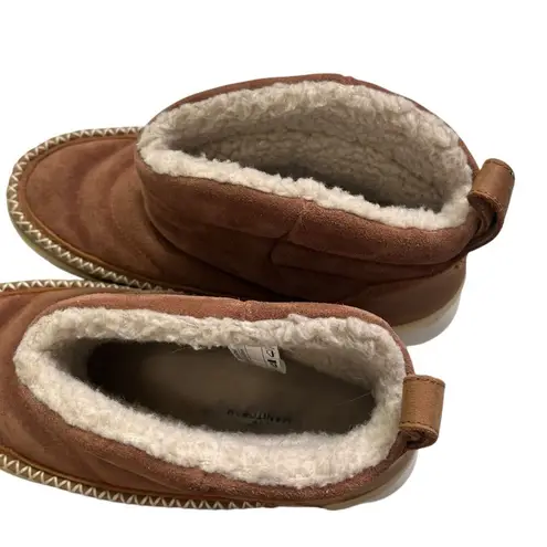Manitobah Mukluk Ankle Boots Women's Size 9 Tan Suede Faux Fur Slip
