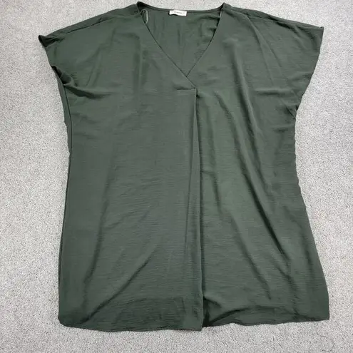 ee:some  Womens Blouse Top 1XL Olive Green V-neck Relaxed Fit Cap Sleeve Stretch