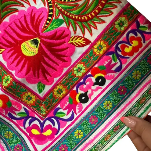 Handmade Thailand Eclectic Embroidered Tote Bag Bright Artsy Vibrant Beach