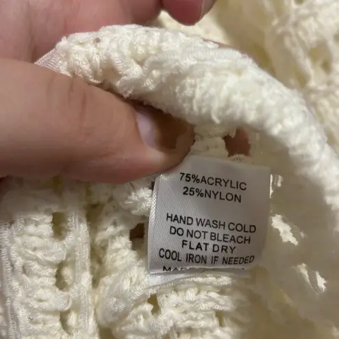 Sadie and Sage  Cream Open-Knit Cropped Sweater Medium - Image 4