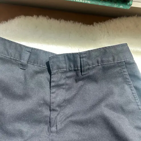 Dickies Black Cuffed Shorts Women's Size 6 High Waist Casual