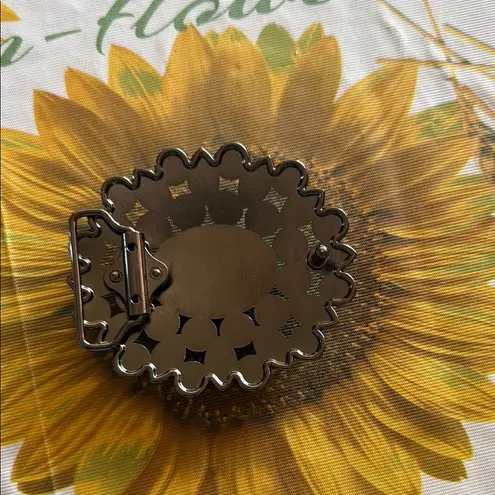 Turquoise and Bronze Belt Buckle with Striking Design Blue