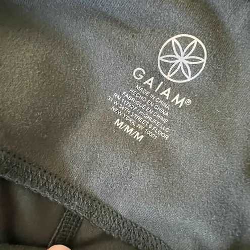 Gaiam OM-Dri Fit Tap Shoe Olive Green Yoga Pants Sz M