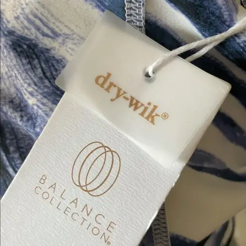 Balance Collection Marlin Painted Animal Contender 22" Compression Capri Legging