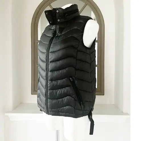 Bernardo Puffer Vest, Black Size S New w/Tag