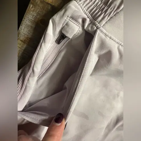 Athleta  Brooklyn lined pants in pink camo lux