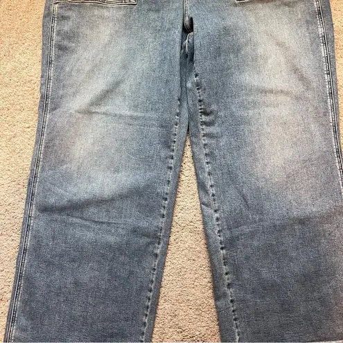 Lane Bryant  Denim Jeans Women’s Sz 24 Wide Leg Medium Wash Midrise