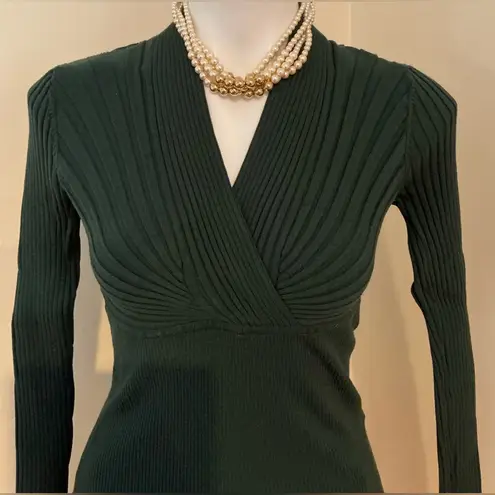 INC Evergreen V Neck Crossover Fitted Ribbed Subtle Pull Over Sweater Sz M Green Size M