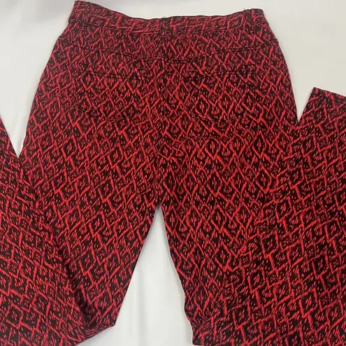 DG2 by Diane Gilman Black and Red Geo Patterned Straight Leg Jeans size 2