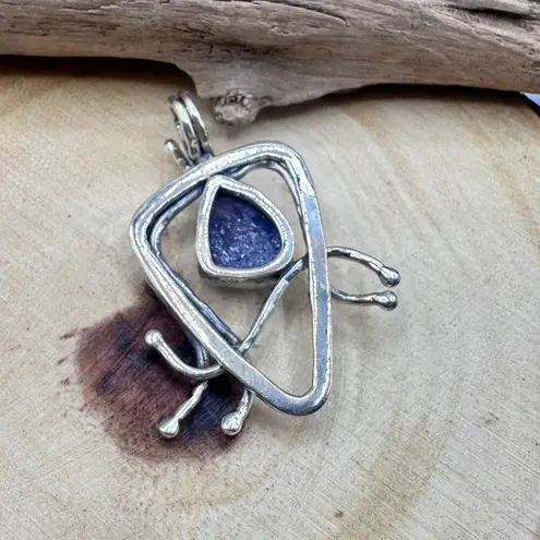 Sterling Silver Artisan Pendant – Rough Tanzanite Stone Purple