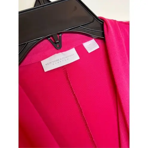 New York & Company Sleeveless Belted Surplice Pink Romper Sz Medium NWOT