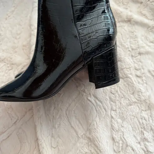 Marc Fisher LTD 8.5 Ankle Boots Block Heel Black Croc Embossed Pointed Toe Size 7.5