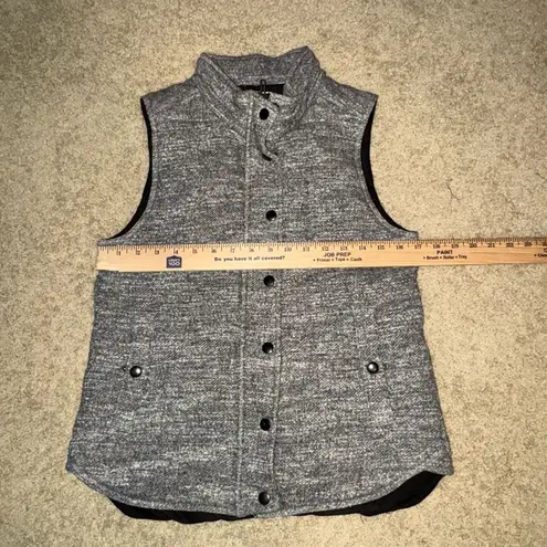 Skies Are Blue Stitch Fix Wels Quilted Puffer vest gray size S