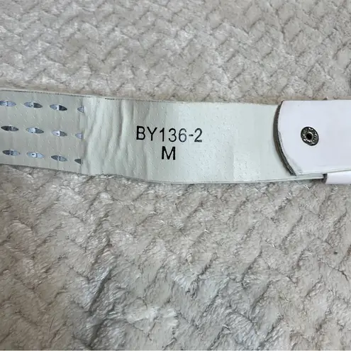 Winnie the Pooh Belt Buckle White Pyramid Stud Belt Sz M CuteGoth Disney Kidcore