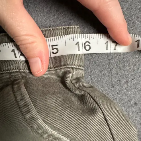 Calvin Klein Jeans Chino Shorts Womens 10 Gray Regiment Twill Shorts *Spots NWT