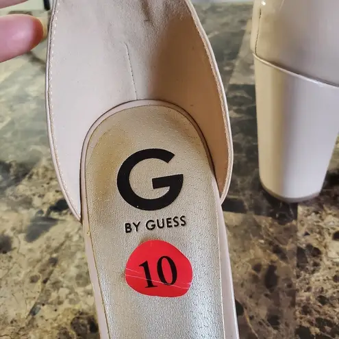 G by Guess NWOT nude size 10M chunky heeled sandals