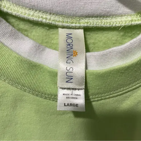 Morning Sun Polar Bear Embroidered Green Christmas Sweatshirt Size Large