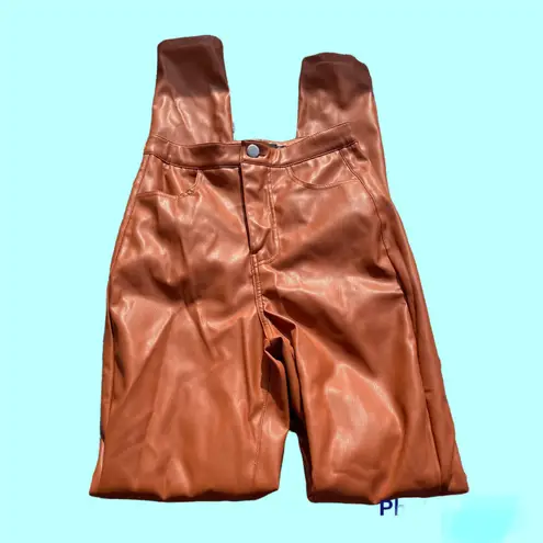 Pretty Little Thing NWT Button Up Faux Leather Skinny Trousers  - Image 3