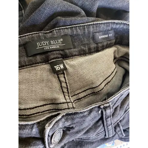 Judy Blue Jeans Gray Wash Boyfriend Fit Women's Size 16W