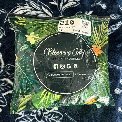 Blooming Jelly NWOT!  Women Sexy High Waisted Bikini