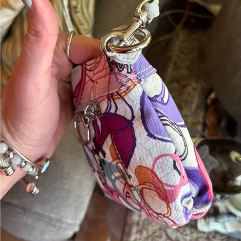 Coach Authentic  1941 POPPY shimmery Leather/thick Cotton zip closure wristlet