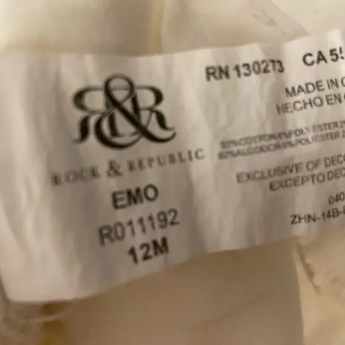 Rock & Republic  size 12 white denim jeans women’s straight leg $90