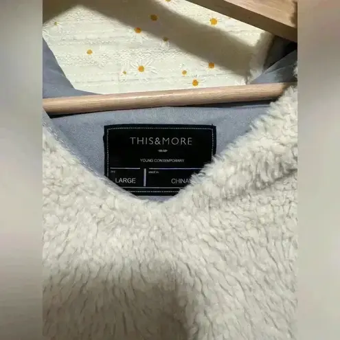 This & More Women's Sweater w/Hood,White,Grey Lining,Great Condition Gray Size L