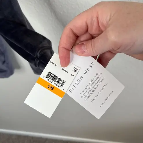 Eileen West Charcoal Gray Velvet Short Zip Robe Size S/M Sleepwear