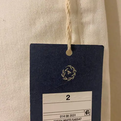 Universal Threads New NWT Universal Thread White Floral Embellish High‎ Rise Skinny Crop Size 2